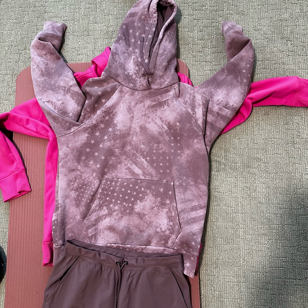 (Bundle)Under Armour Vibrant Pink and lilac Sweatshirt and jogger